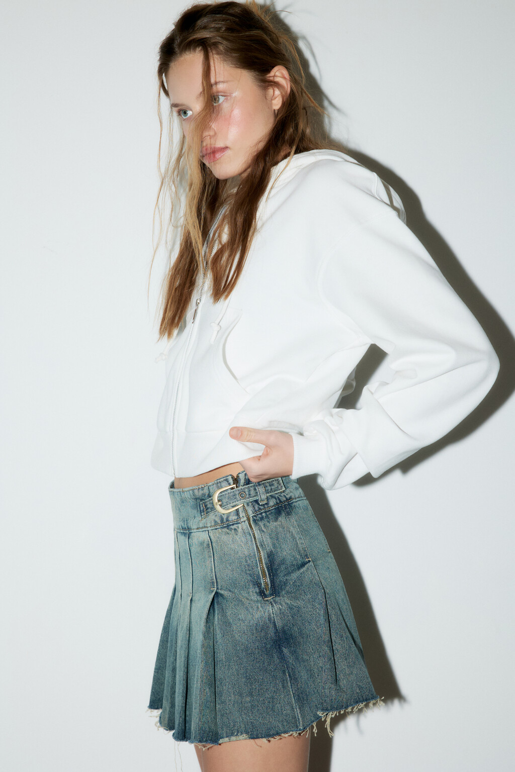 Худи-зипка укороченная с капюшоном - цвет молочный - 1