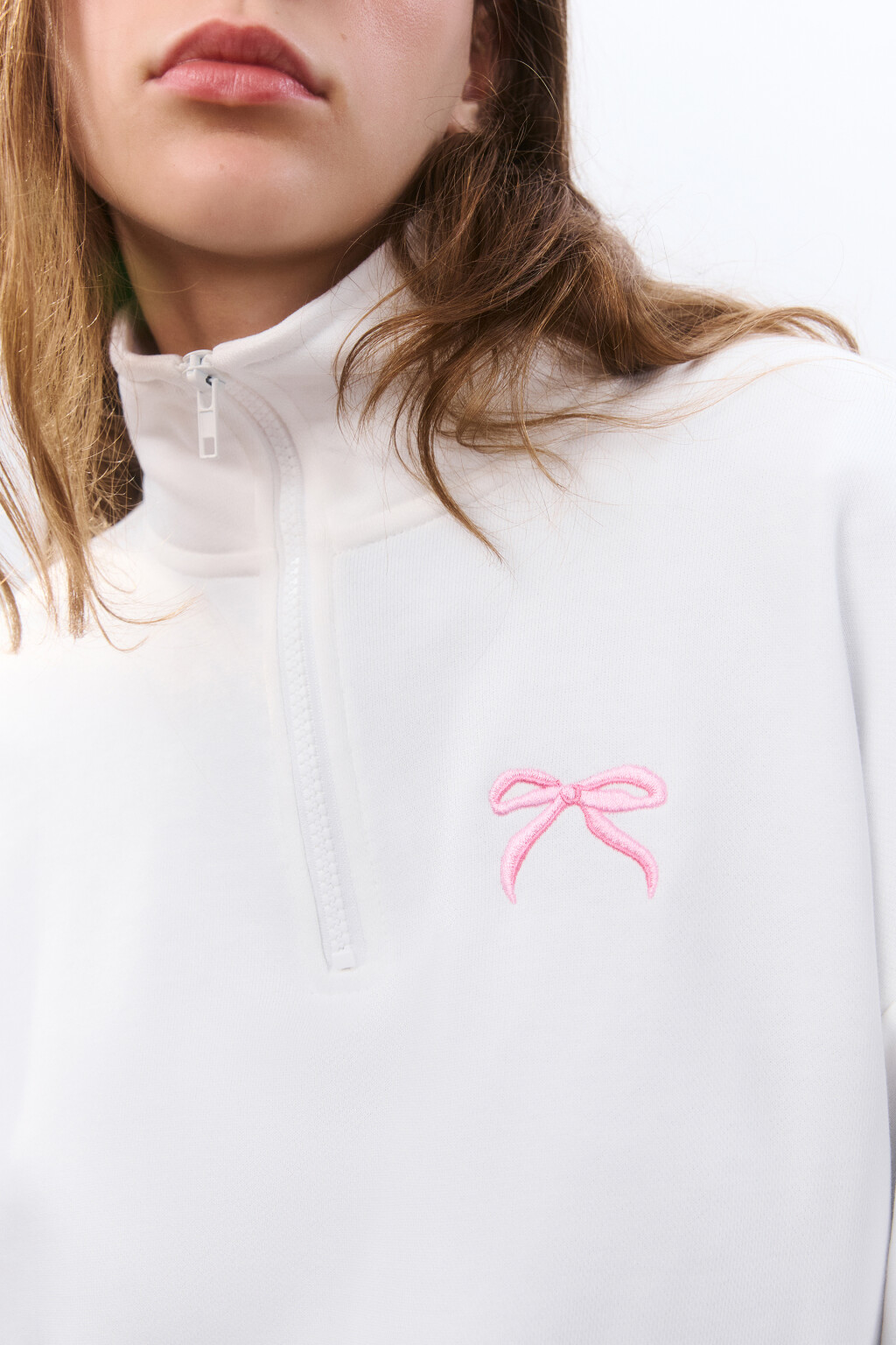 Толстовка half zip с вышивкой - цвет белый - 6