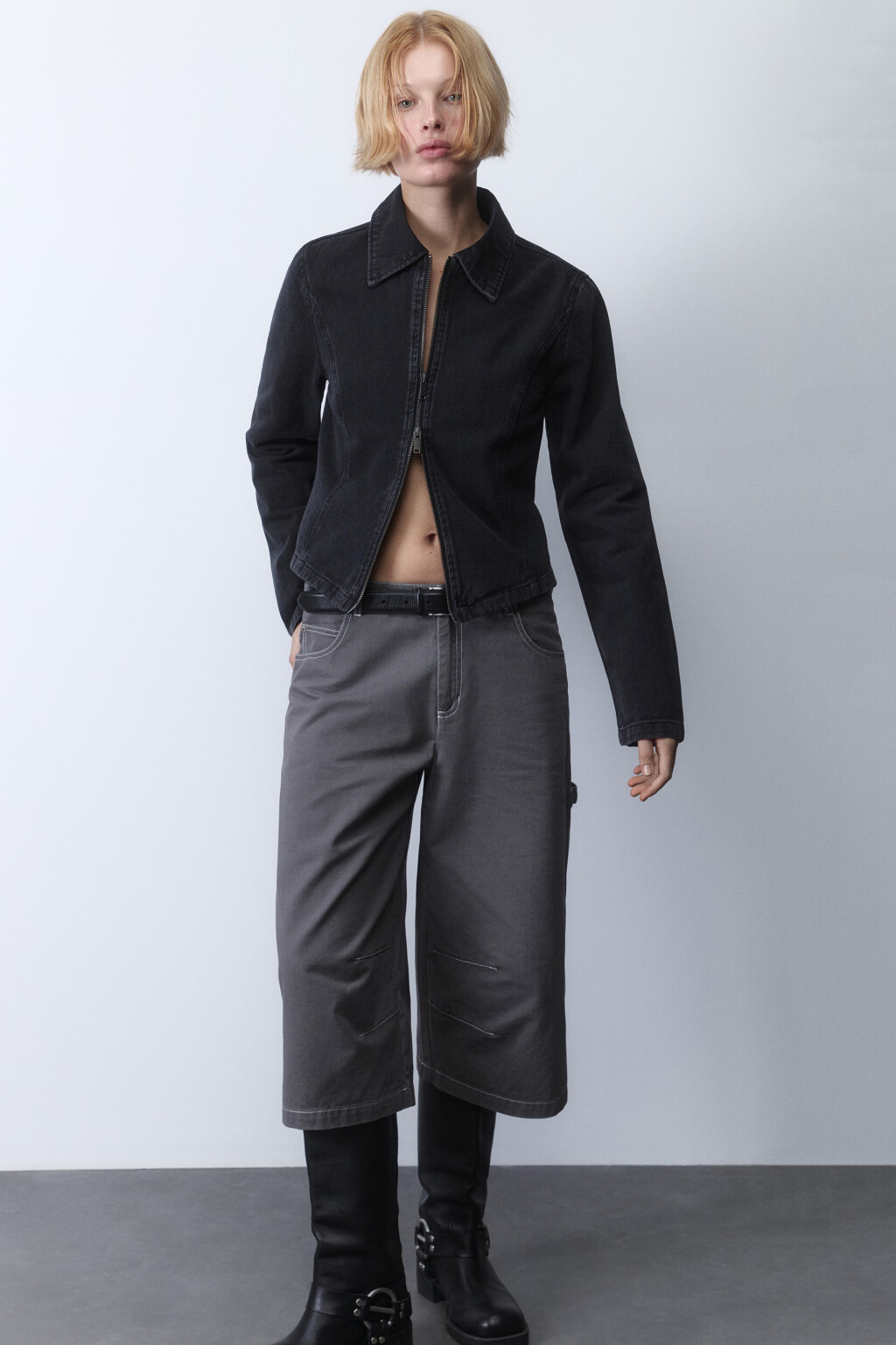 Куртка джинсовая укороченная на молнии - цвет серый - 2