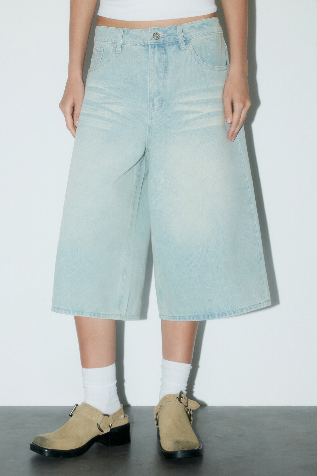 Шорты-бермуды джинсовые с низкой посадкой - цвет синий - 2