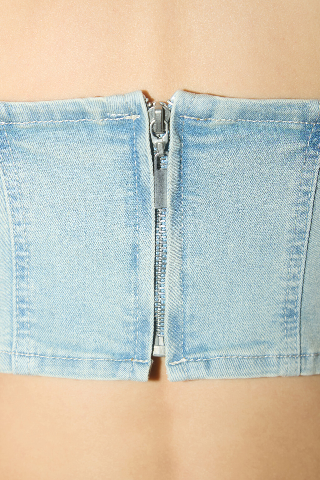 Топ джинсовый на широких бретелях - цвет синий - 8