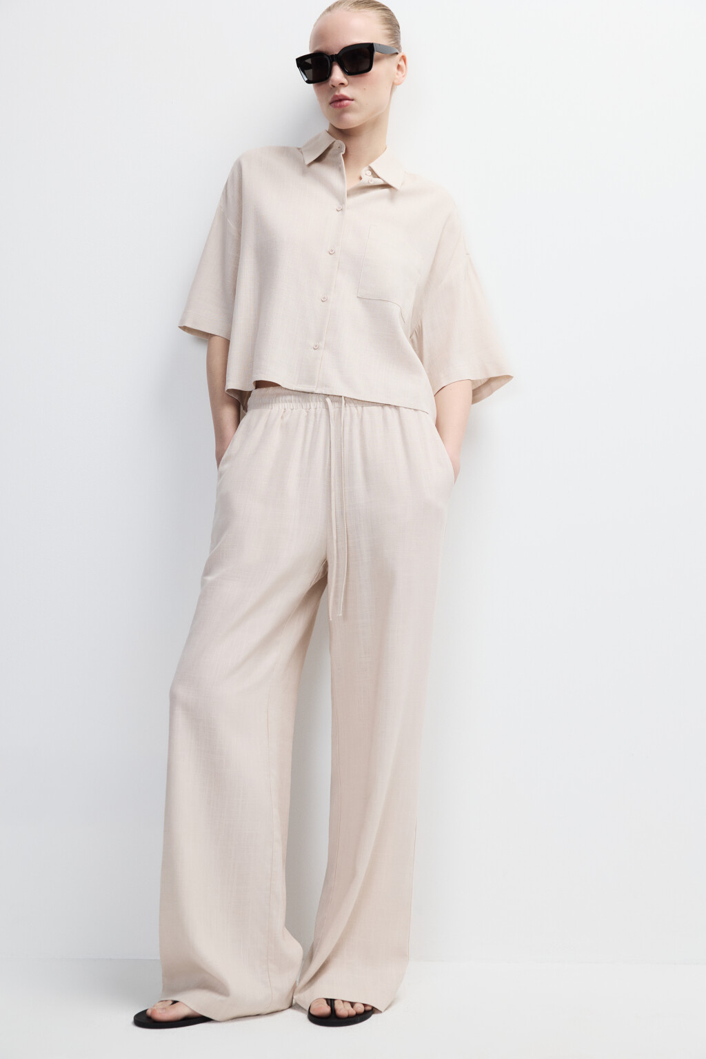 Брюки широкие из вискозы и льна - цвет бежевый - 1