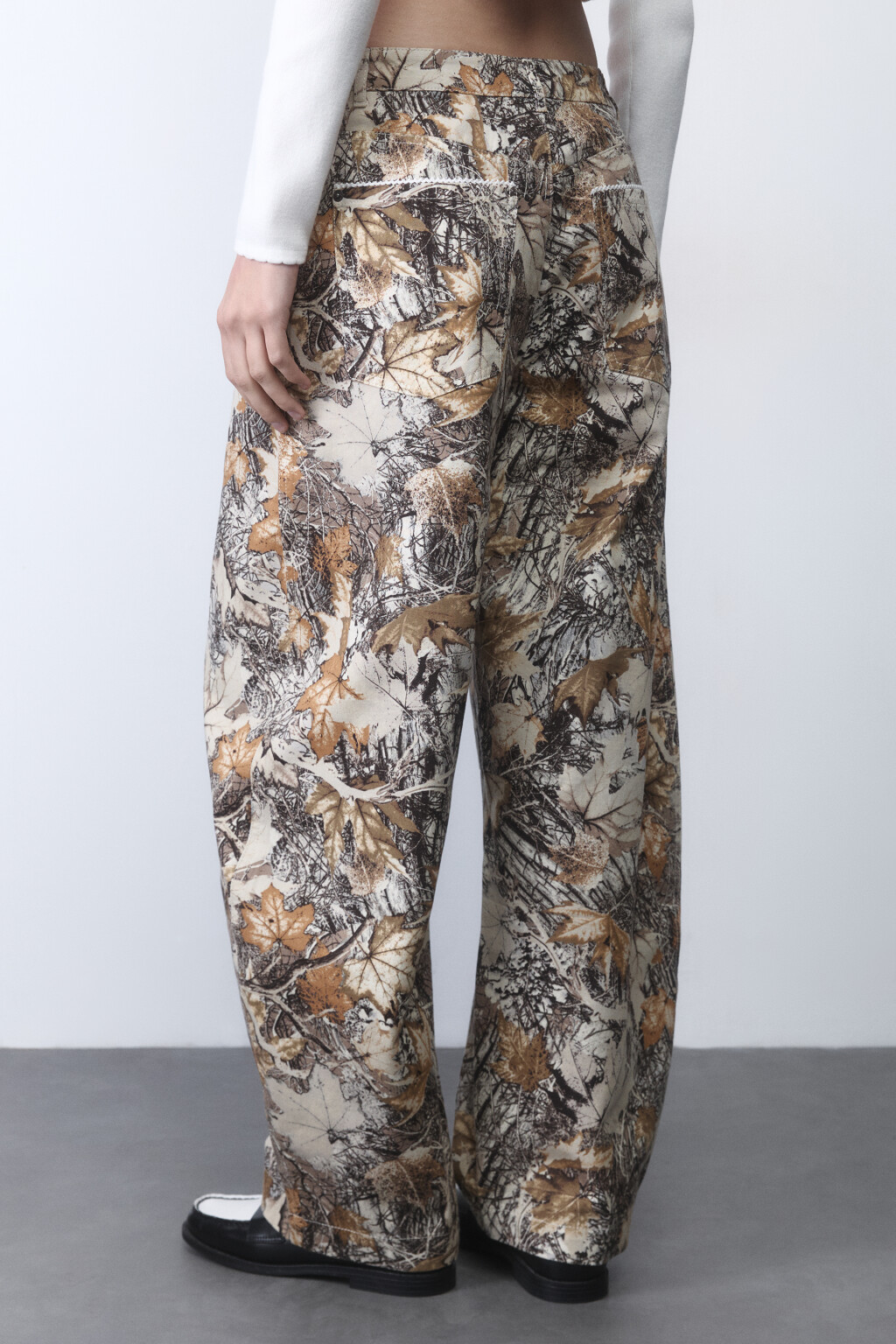 Брюки barrel широкие с принтом и кружевом - цвет зеленый - 3