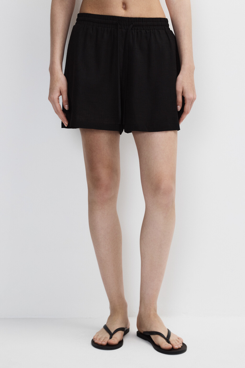 Шорты на завязках из вискозы и льна - цвет черный - 2