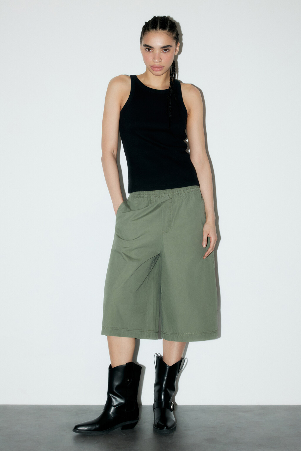 Шорты-бриджи хлопковые с поясом-резинкой - цвет зеленый - 4