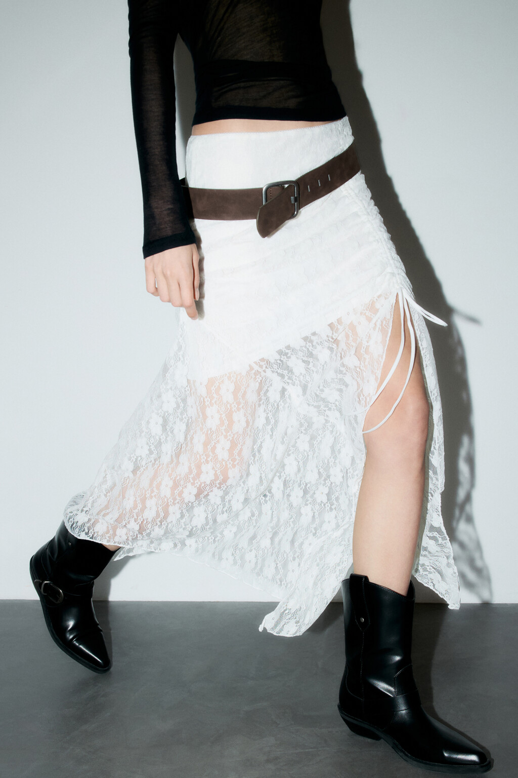 Юбка миди кружевная с драпировкой - цвет молочный - 1