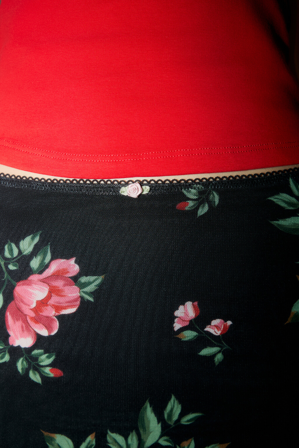 Юбка мини из сетки с принтом и кружевом - цвет черный - 7