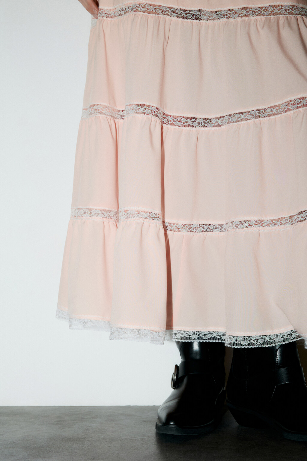 Юбка-трапеция макси с кружевными вставками - цвет розовый - 6