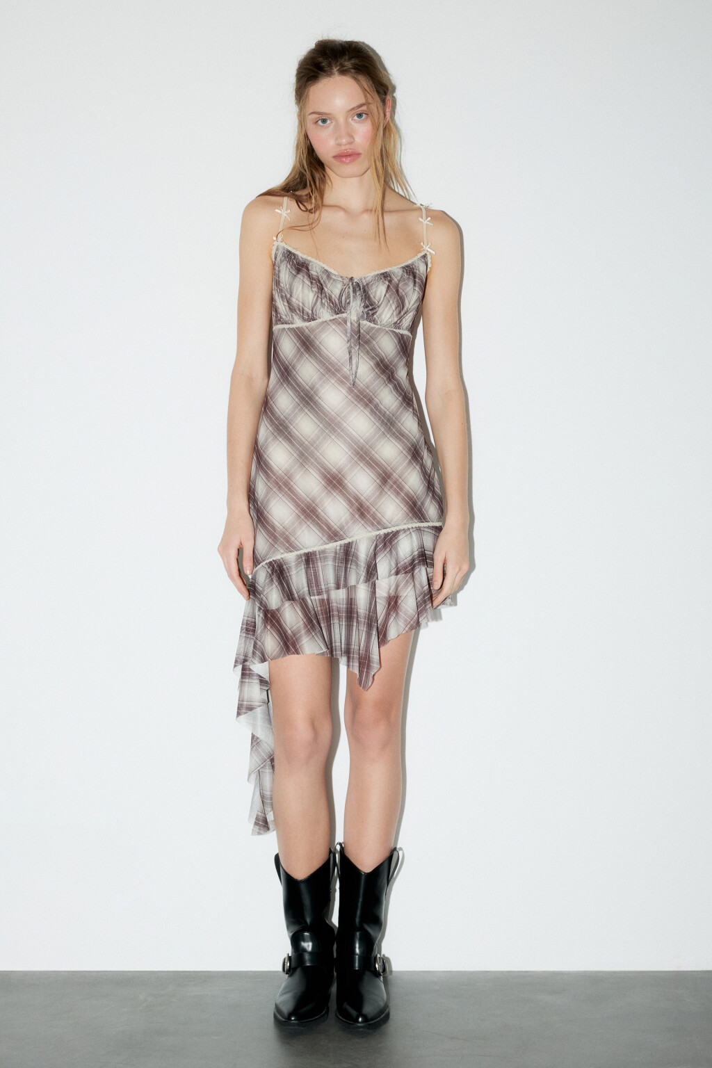 Платье-сарафан с асимметричными воланами - цвет мультиколор - 4