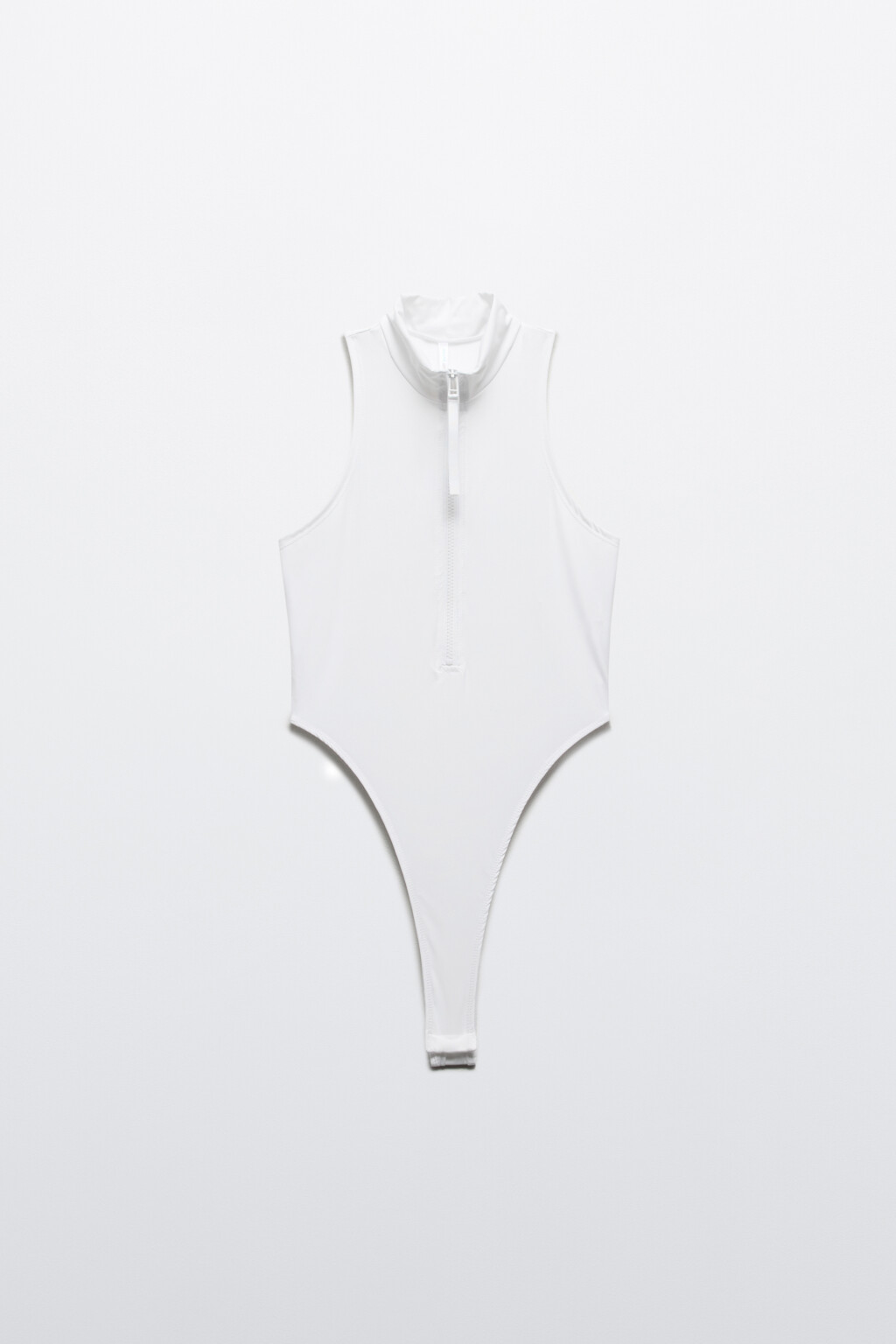 Боди облегающее с воротником на молнии - цвет белый - 7