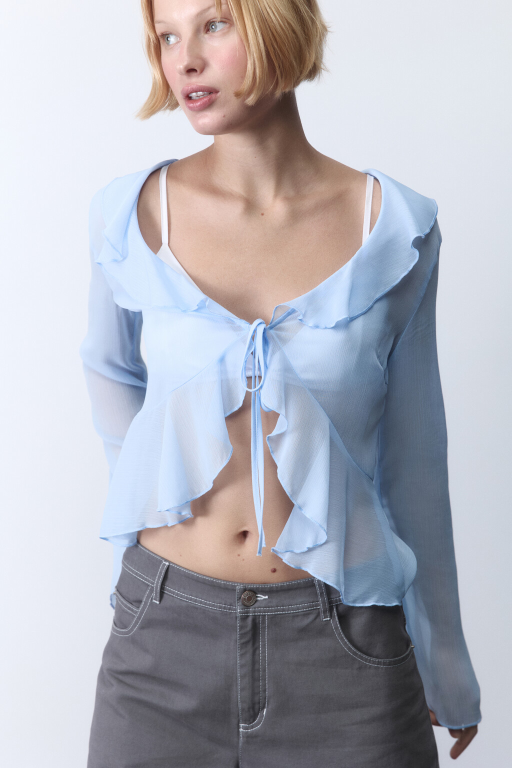 Блузка шифоновая на завязках с воланами - цвет голубой - 1