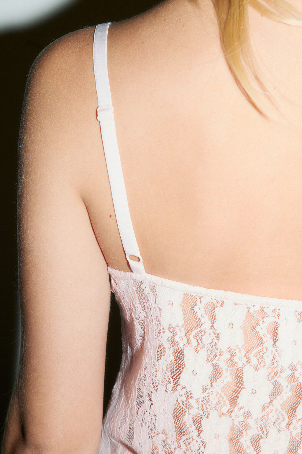 Топ кружевной на бретельках с оборками - цвет розовый - 5