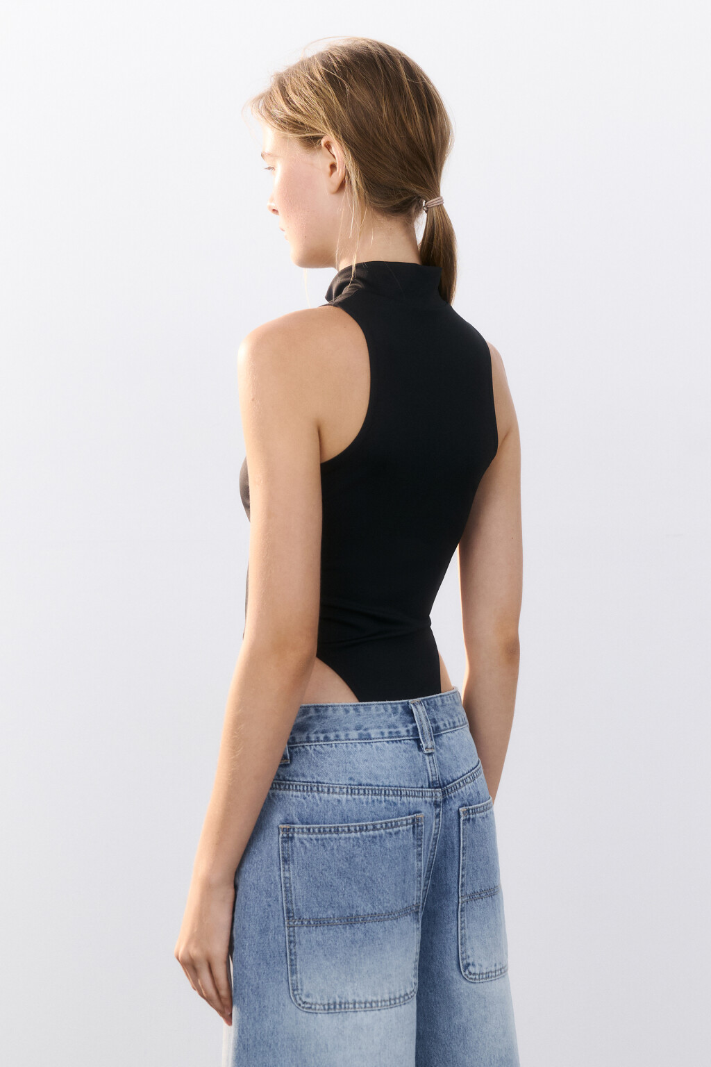 Боди с воротником на молнии - цвет черный - 3