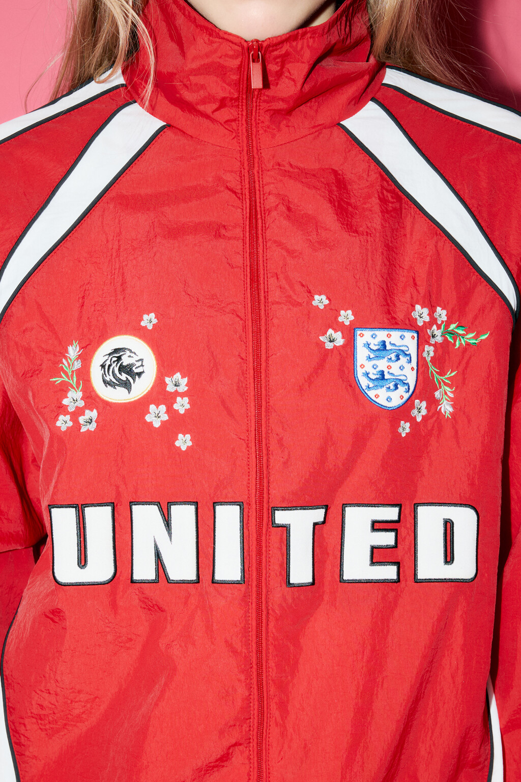 Куртка-олимпийка с вышивкой и надписью - цвет мультиколор - 5