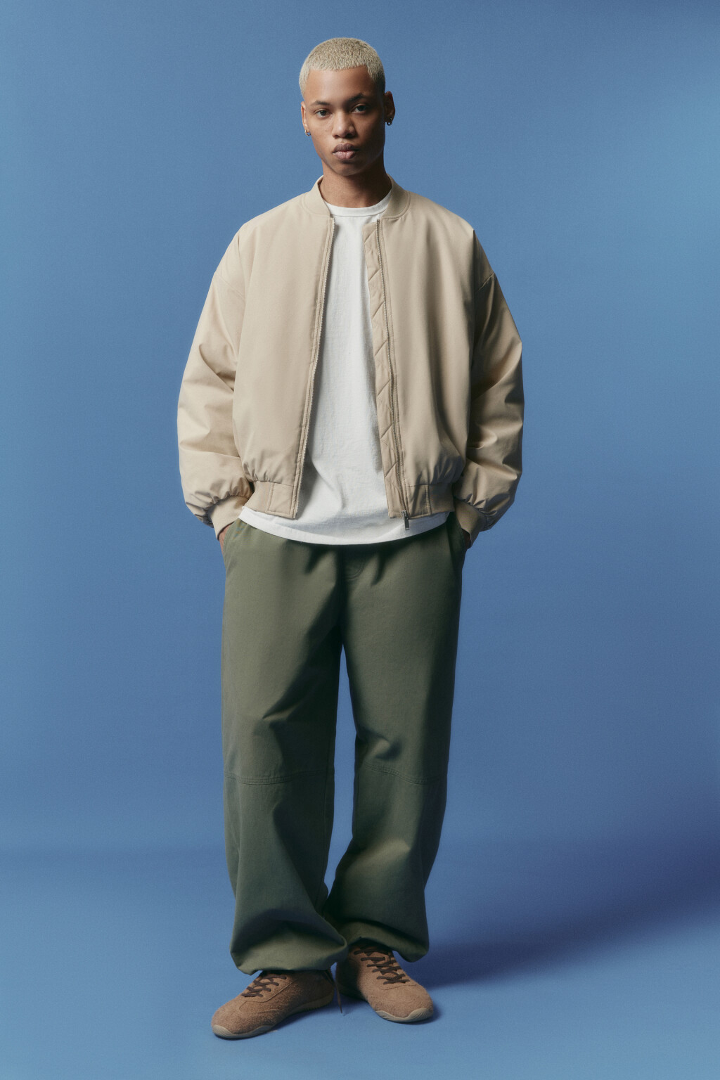 Куртка-бомбер короткая на утеплителе - цвет бежевый - 5