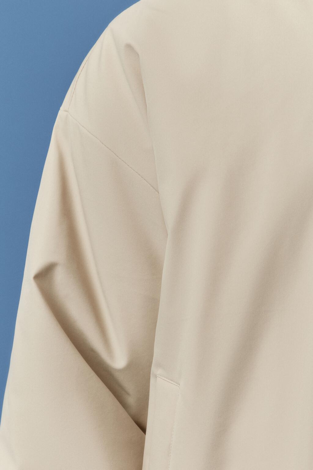 Куртка-бомбер короткая на утеплителе - цвет бежевый - 7