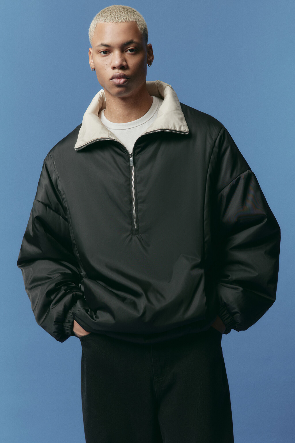 Куртка-анорак утепленная с воротником-стойкой - цвет черный - 1