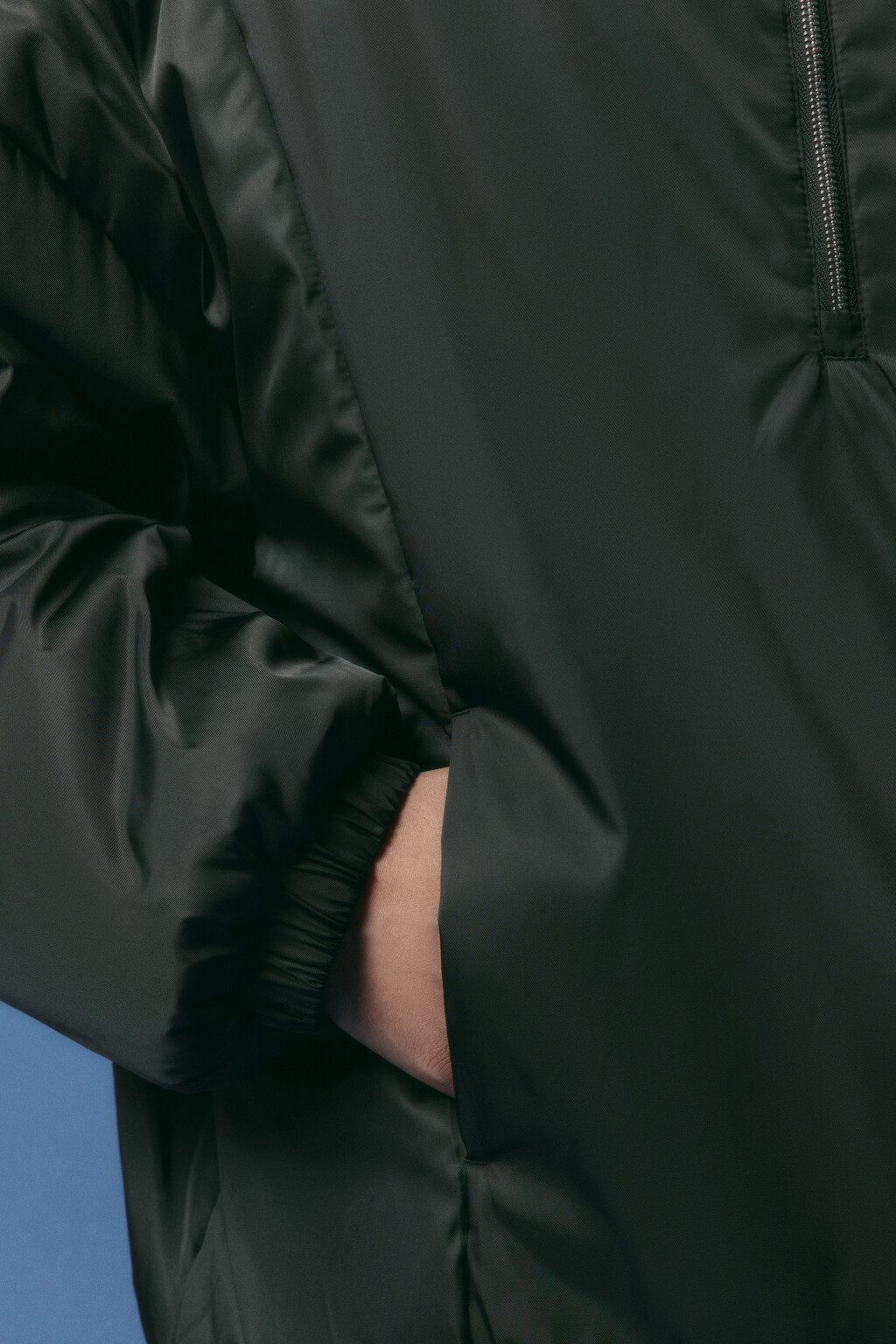 Куртка-анорак утепленная с воротником-стойкой - цвет черный - 9