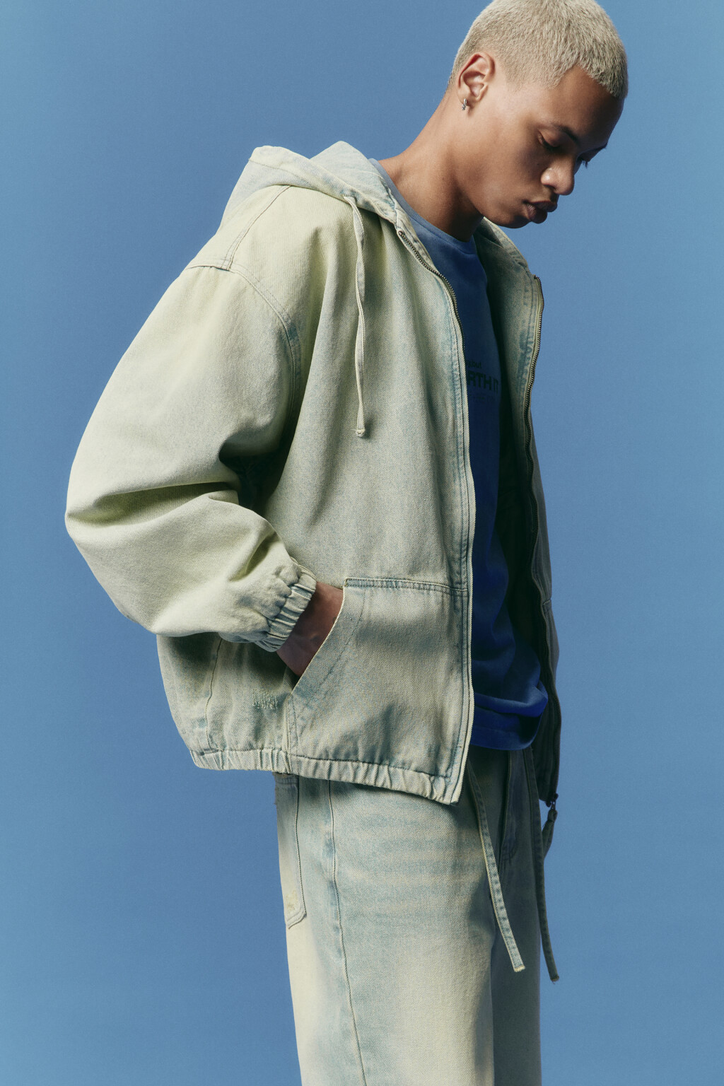 Куртка джинсовая на молнии с капюшоном - цвет зеленый - 1