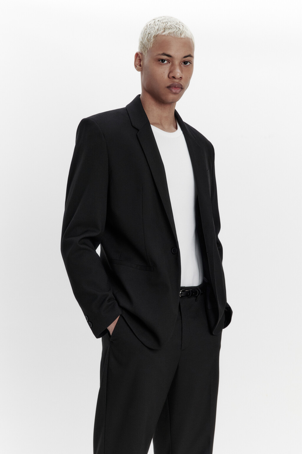Пиджак однобортный приталенный - цвет черный - 1