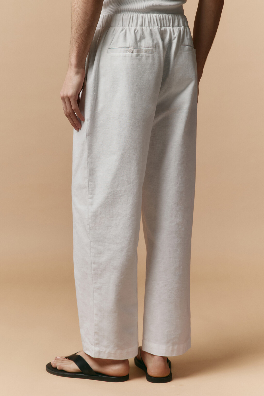 Брюки льняные с поясом на завязках - цвет белый - 4
