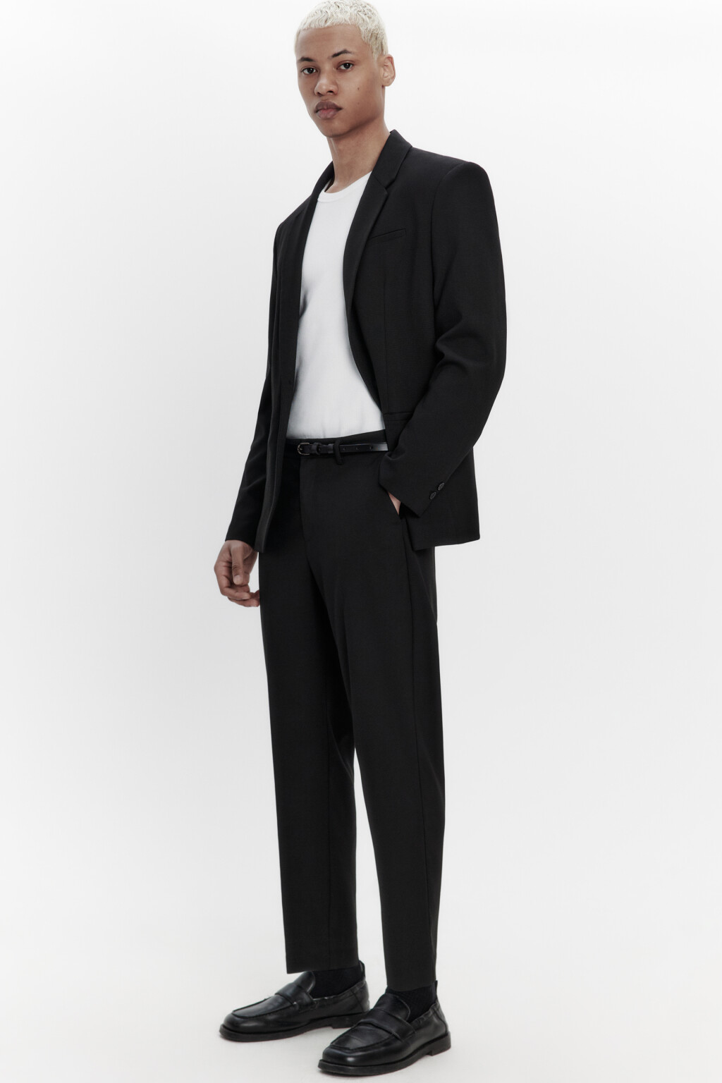 Брюки костюмные зауженные - цвет черный - 1
