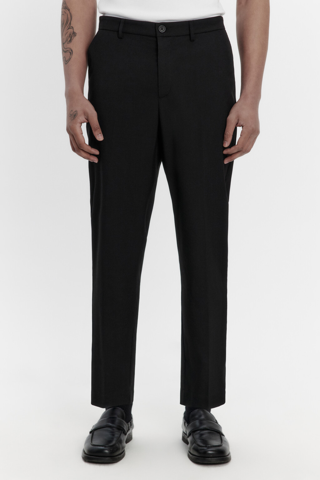 Брюки костюмные зауженные - цвет черный - 2