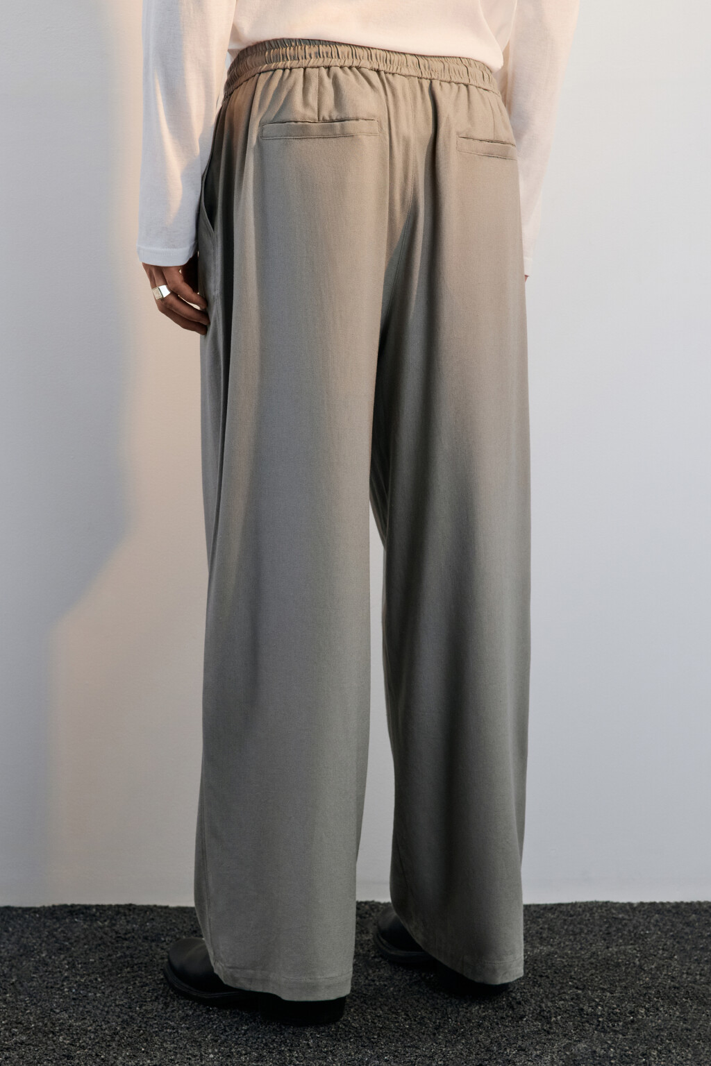 Брюки широкие льняные на завязках - цвет серый - 3