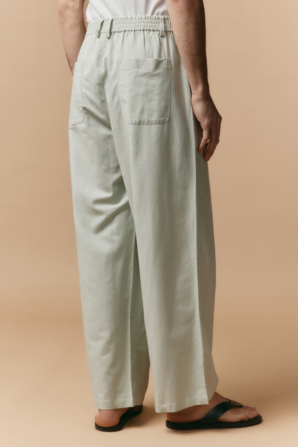 Брюки костюмные из льняной ткани - цвет зеленый - 3