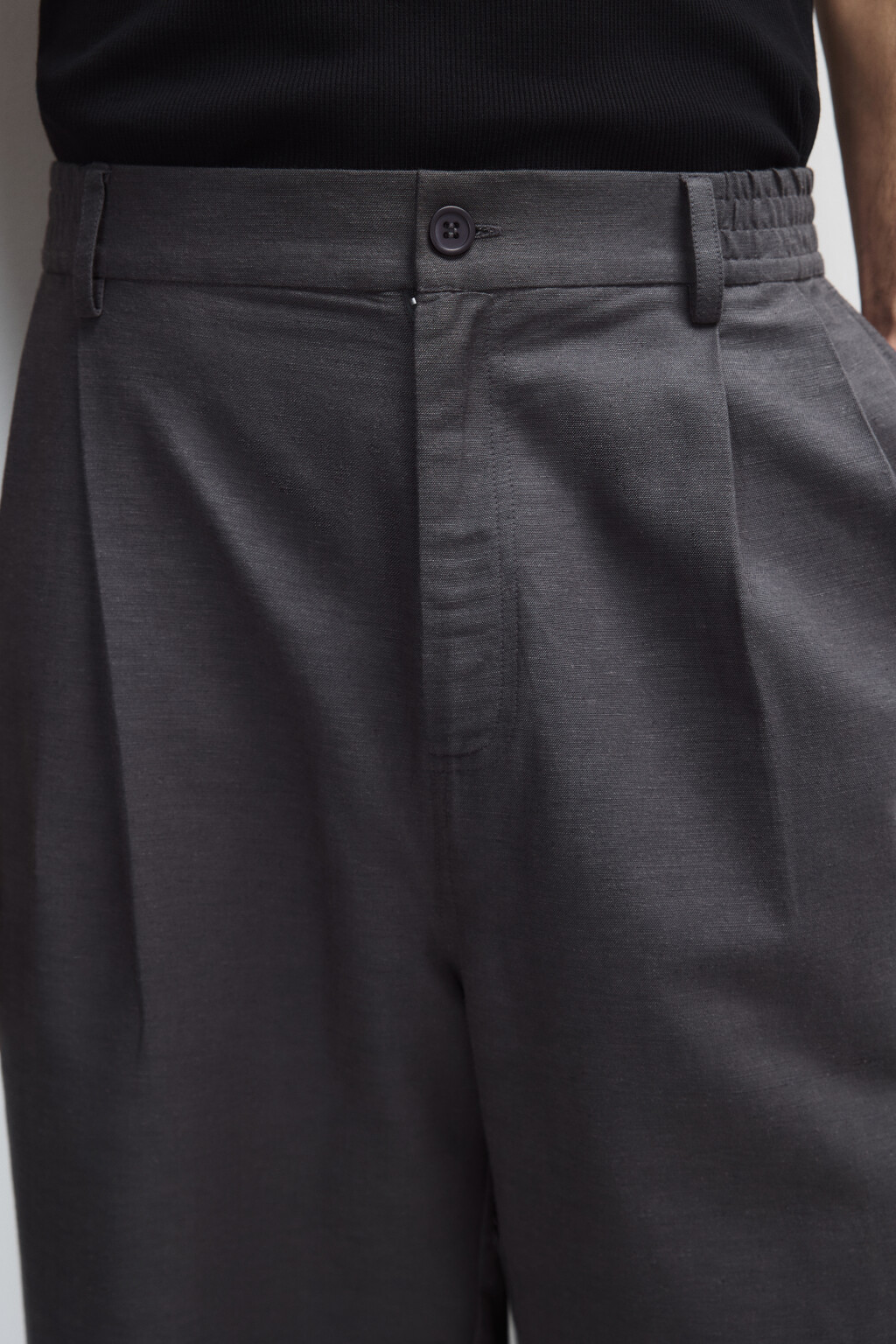 Брюки костюмные из льняной ткани - цвет серый - 5