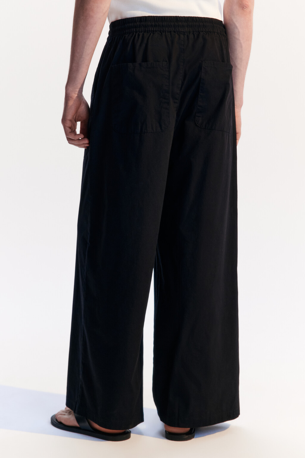 Брюки хлопковые с накладными карманами - цвет черный - 4