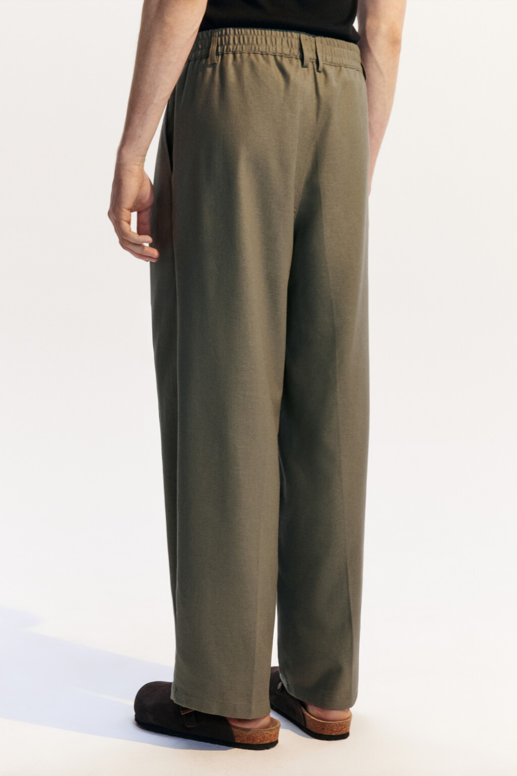 Брюки льняные с резинкой на поясе - цвет зеленый - 4