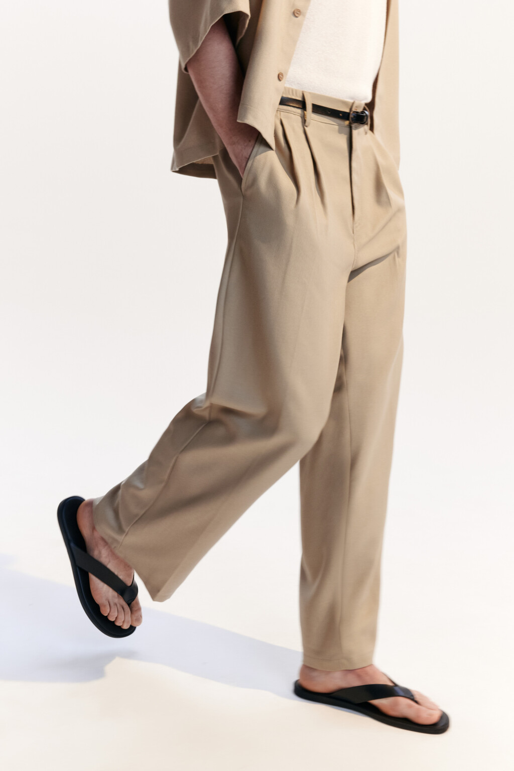 Брюки льняные с резинкой на поясе - цвет коричневый - 2