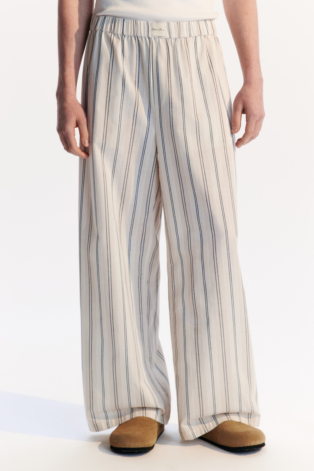 Брюки в полоску в пижамном стиле - цвет бежевый - 2