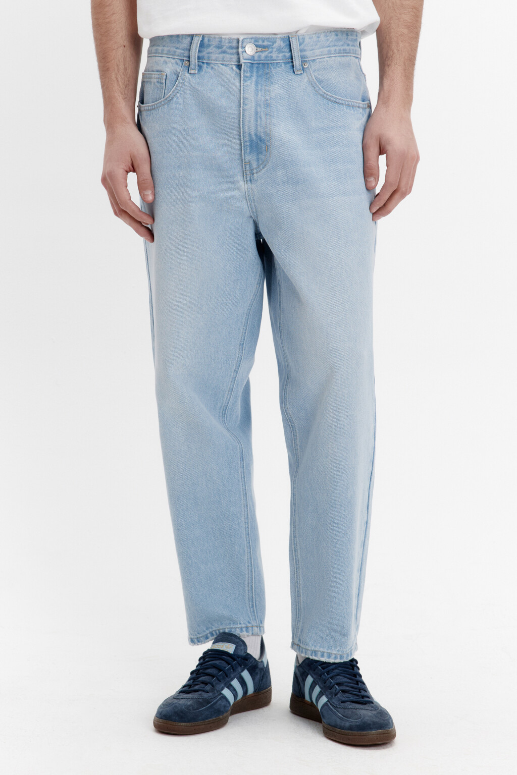 Джинсы зауженные со средней посадкой - цвет голубой - 2