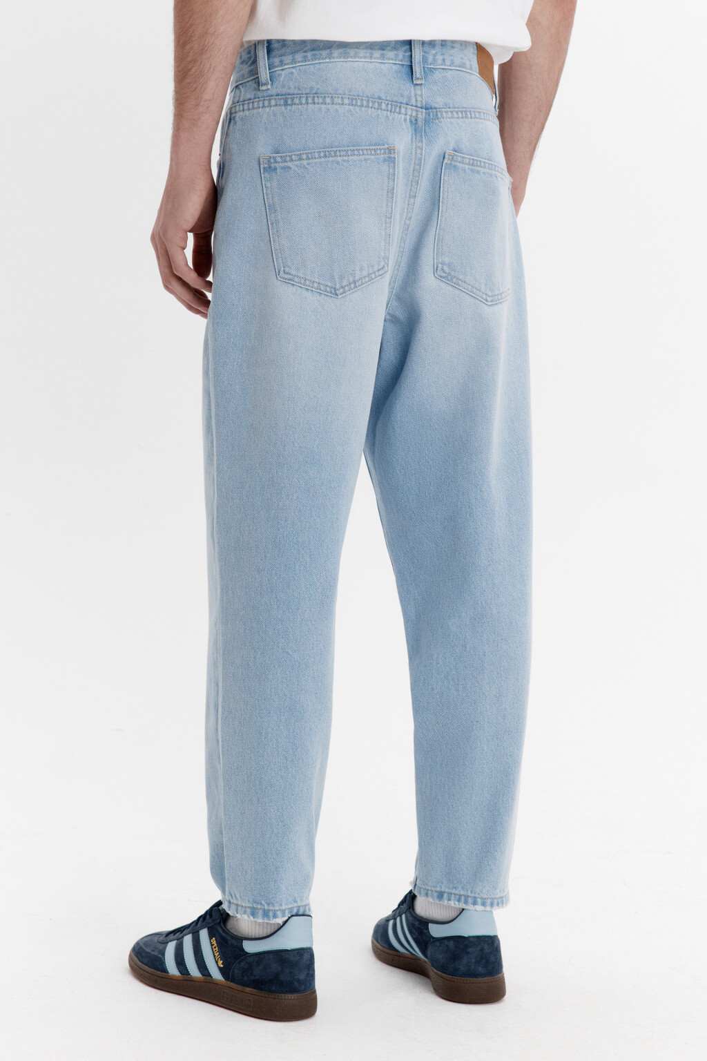 Джинсы зауженные со средней посадкой - цвет голубой - 3