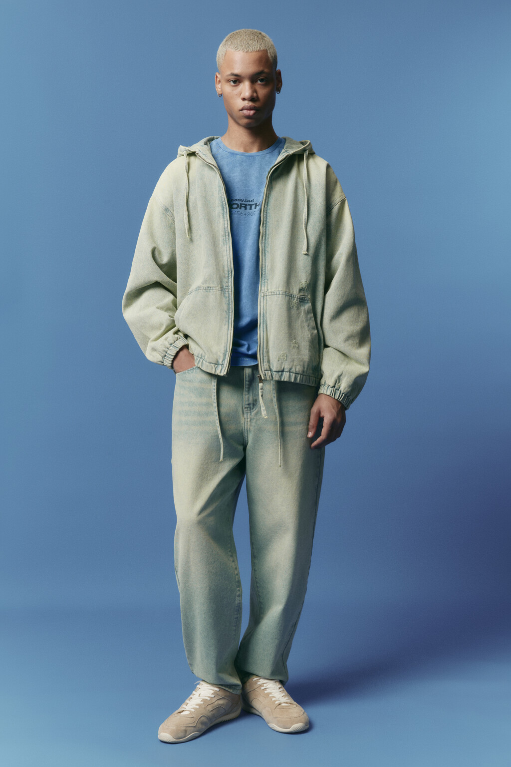 Джинсы-бананы со шнурком в поясе - цвет зеленый - 4