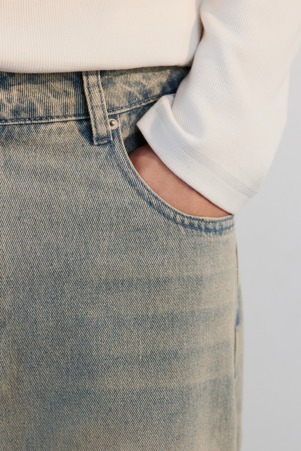 Джинсы широкие с эффектом масляной стирки - цвет голубой - 6