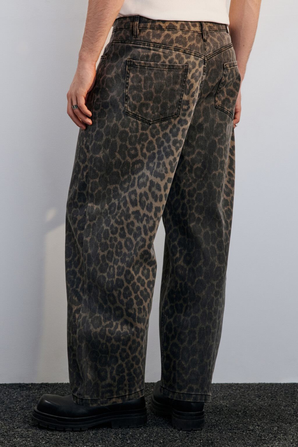 Джинсы широкие с леопардовым принтом - цвет мультиколор - 3