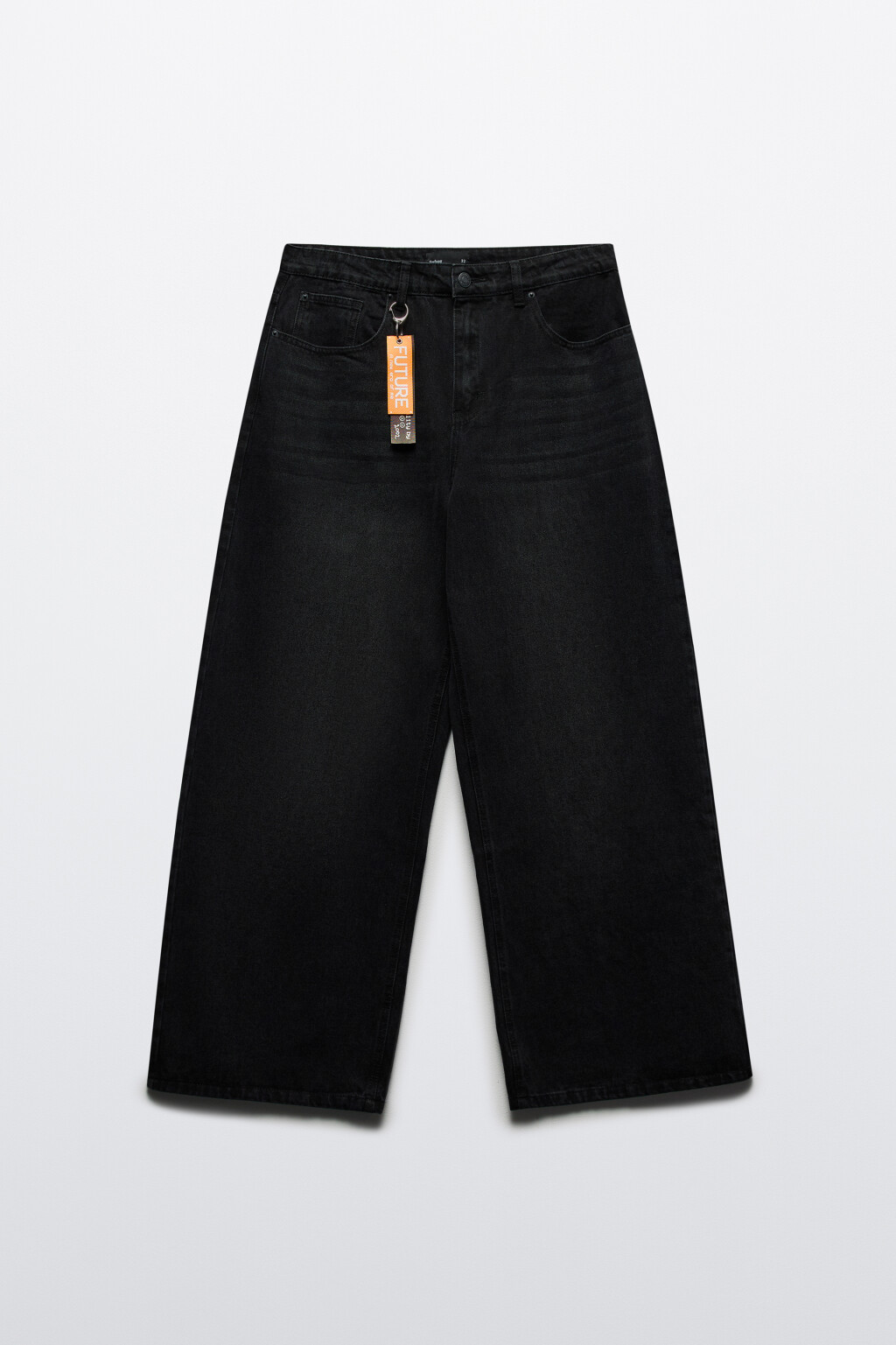 Джинсы широкие вареные с брелоком - цвет черный - 8