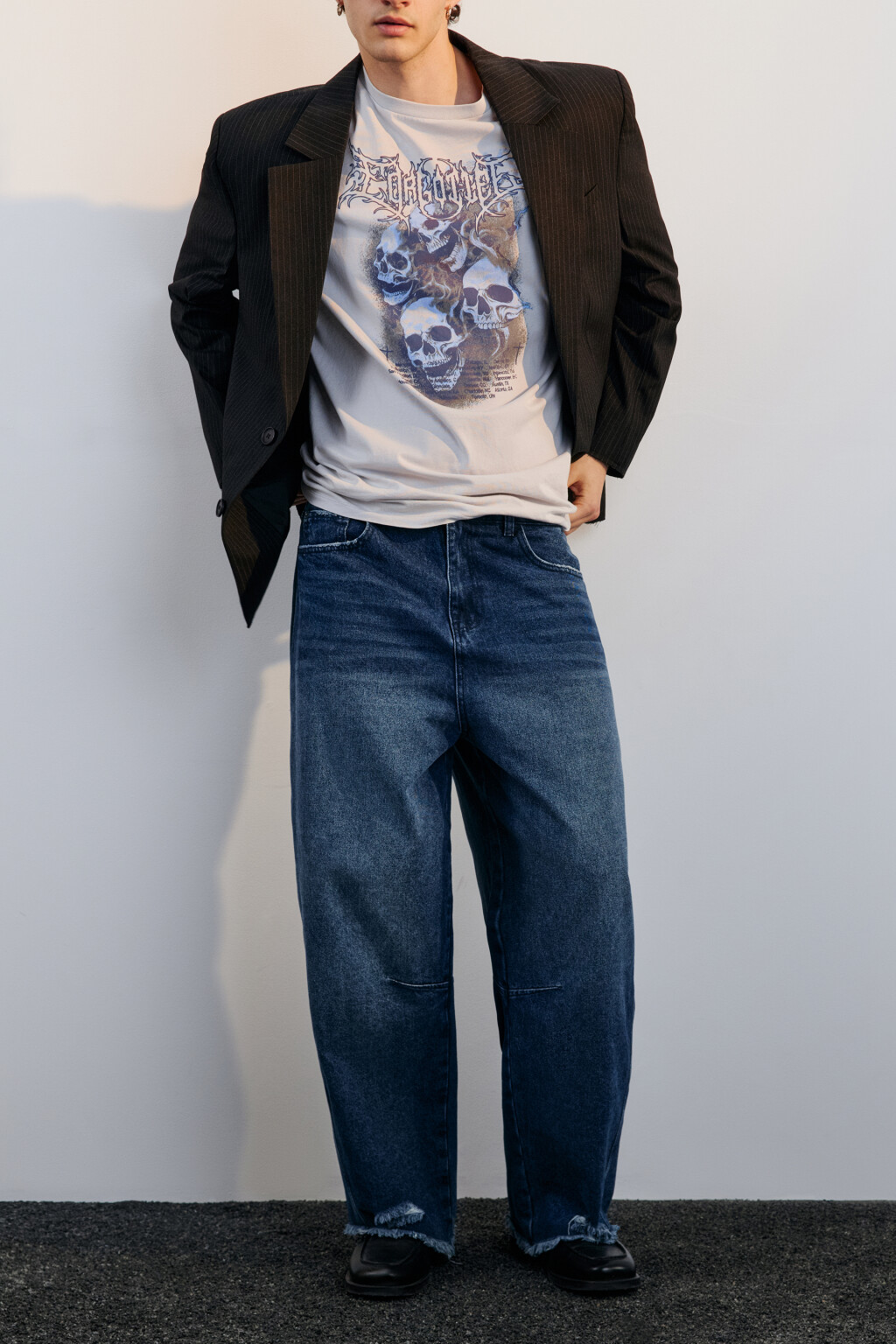 Джинсы широкие рваные с обрезанными краями - цвет синий - 1