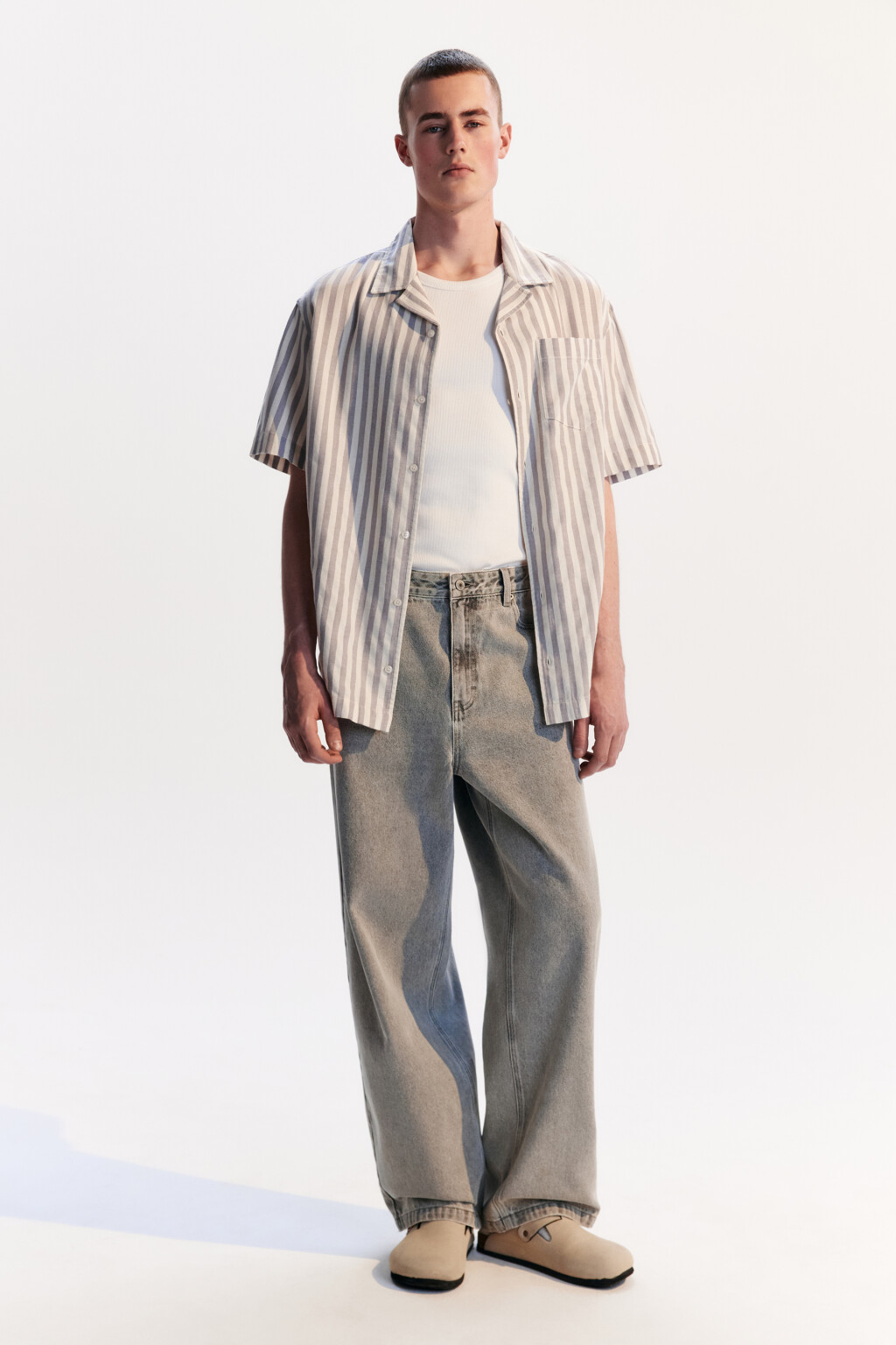 Джинсы baggy fit широкие со стиркой - цвет серый - 4