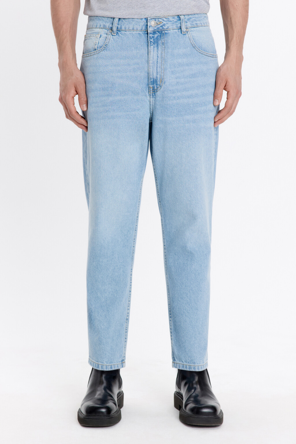 Джинсы зауженные со средней посадкой - цвет голубой - 2