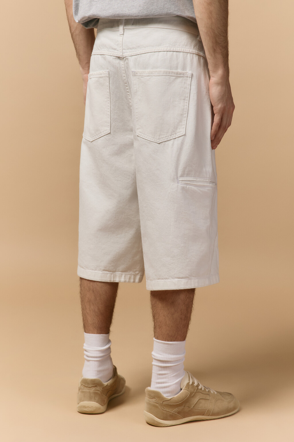 Шорты-бермуды джинсовые прямые - цвет белый - 3