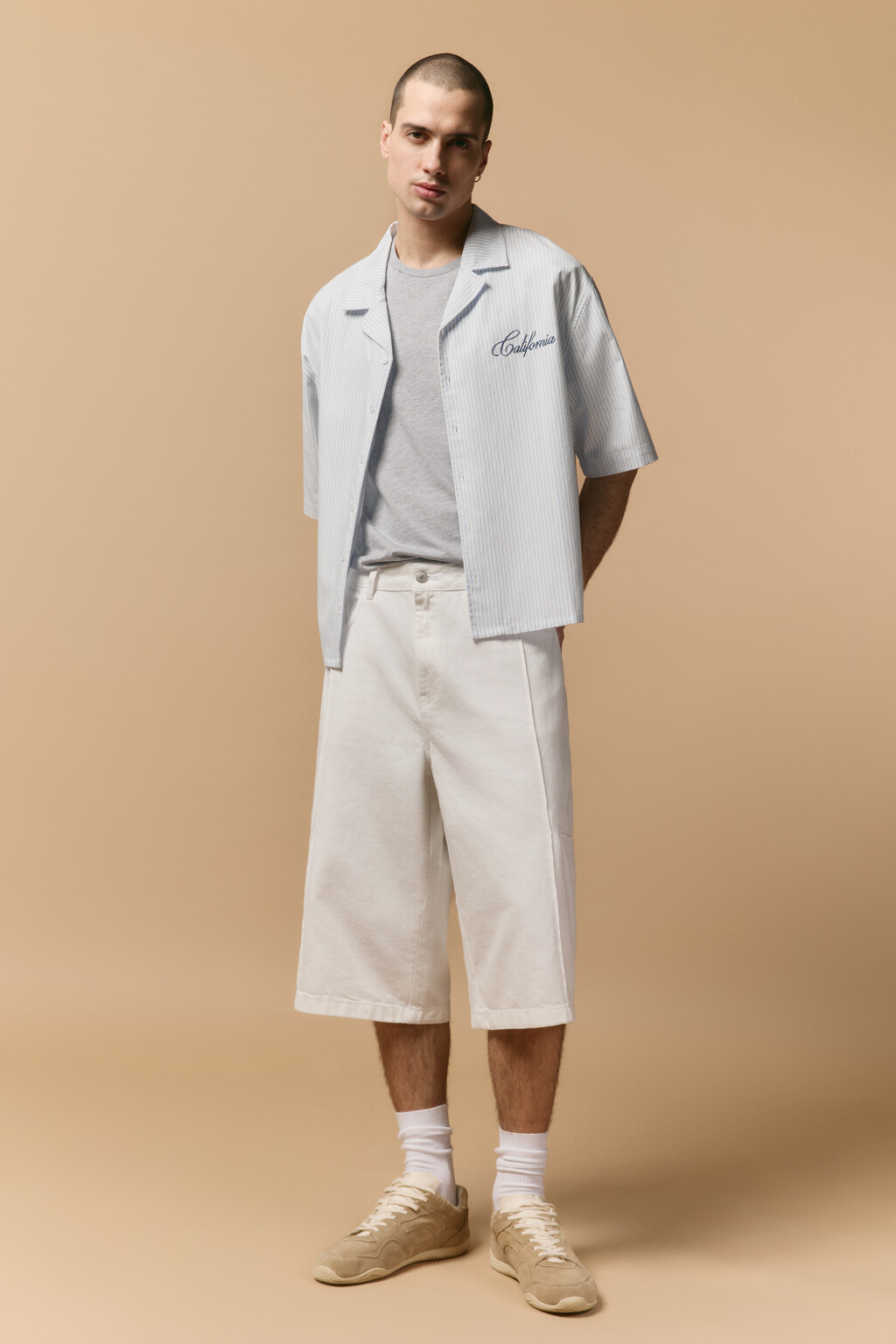 Шорты-бермуды джинсовые прямые - цвет белый - 4