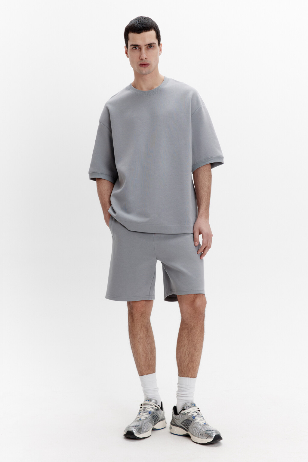 Шорты из футера с поясом на завязках - цвет серый - 4