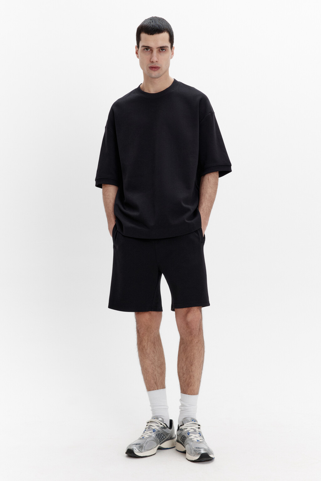 Шорты из футера с поясом на завязках - цвет черный - 4