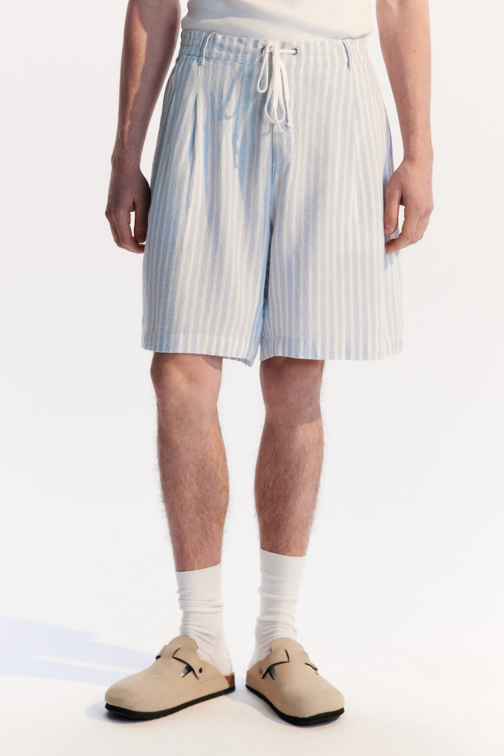 Шорты льняные с поясом на завязках - цвет голубой - 3