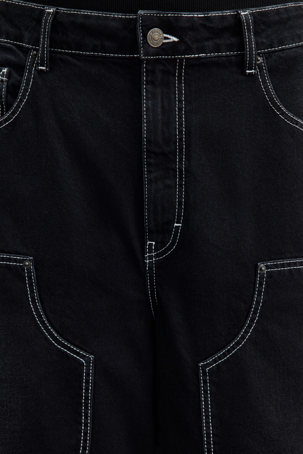 Шорты джинсовые с контрастной прострочкой - цвет черный - 6