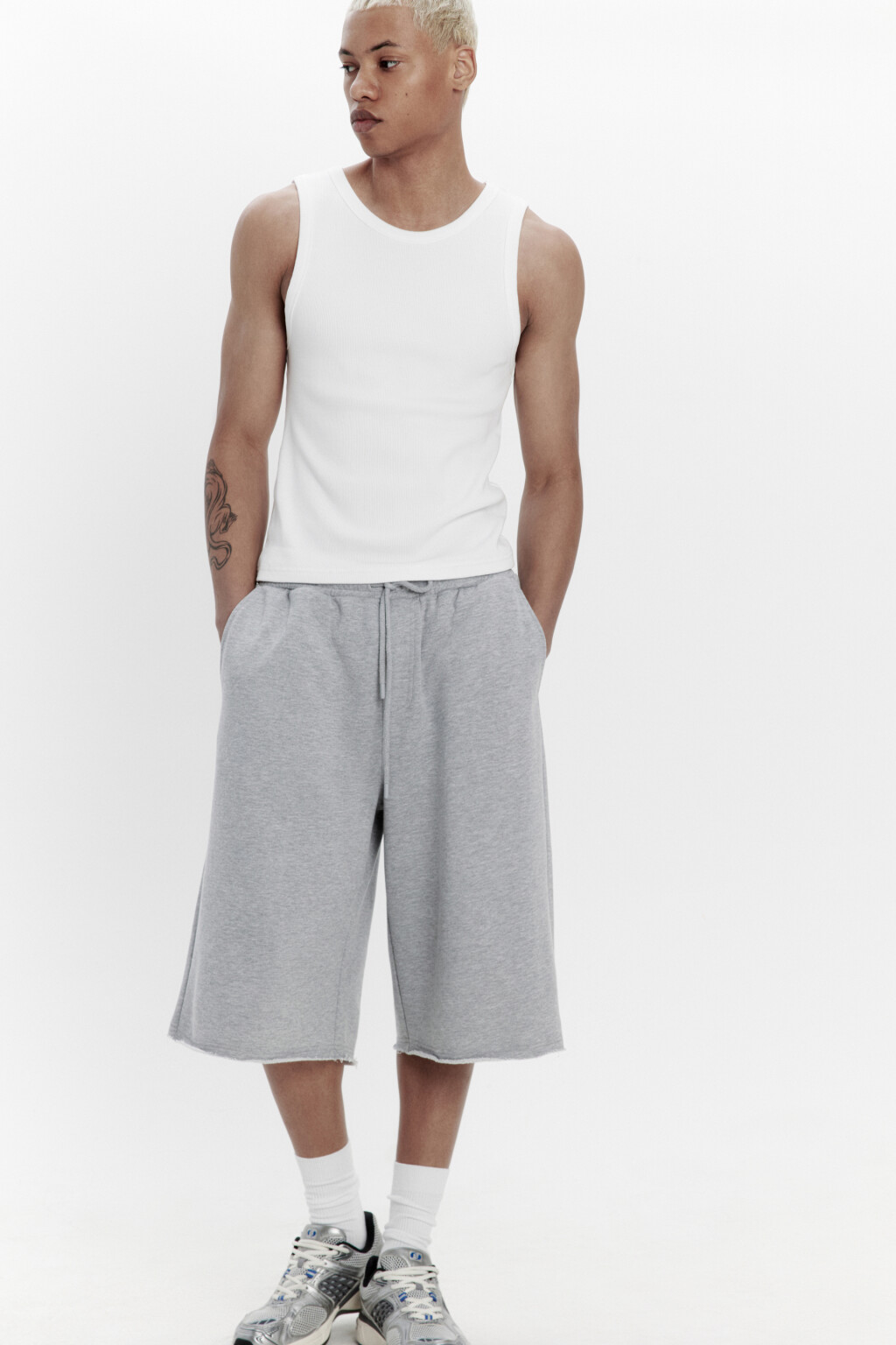 Шорты-бермуды из хлопкового футера - цвет серый - 1